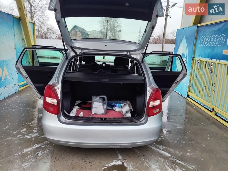 Skoda Fabia 2010 VIN TMBJK25J9B3093095 фото оголошення 6 з 38