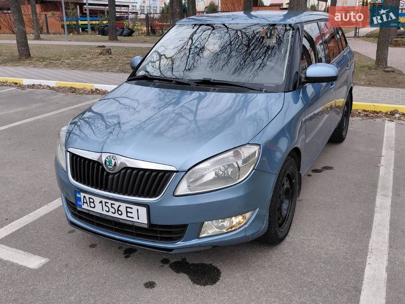 Універсал Skoda Fabia 2010 в Києві