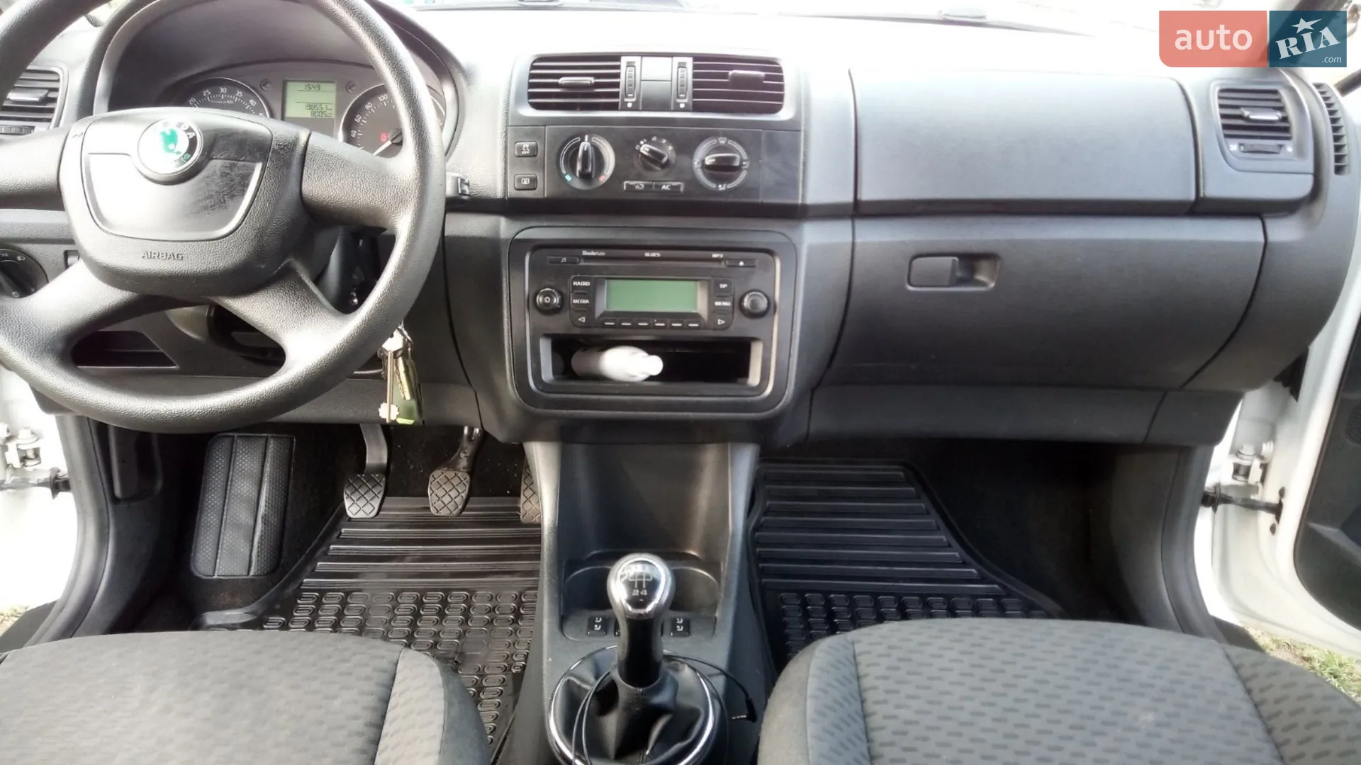 2012 Skoda Fabia - мініатюра 9