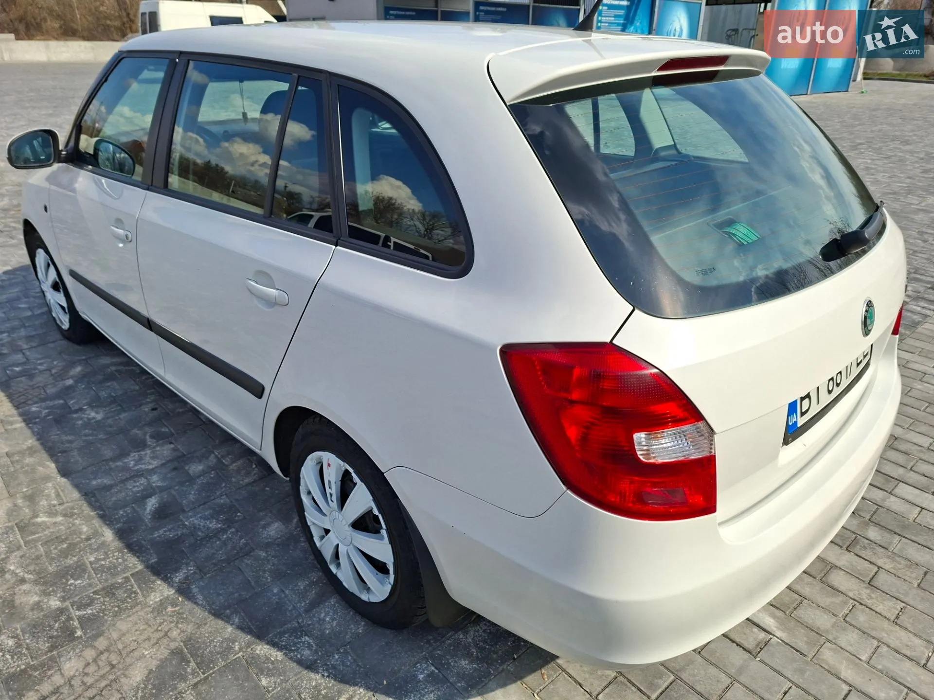 2012 Skoda Fabia - мініатюра 7