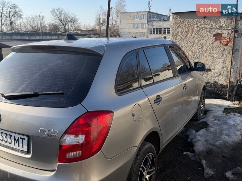 Універсал Skoda Fabia 2008 в Харкові