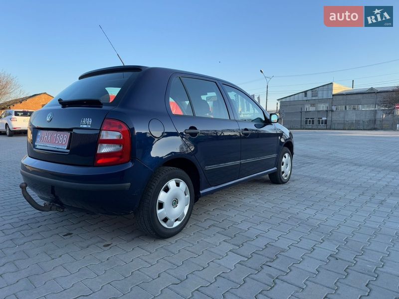 Хетчбек Skoda Fabia 2003 в Нововолинську