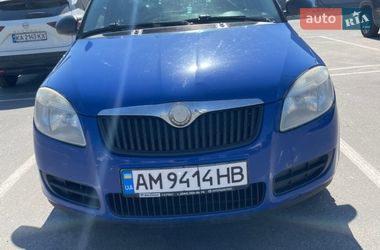 Універсал Skoda Fabia 2010 в Києві