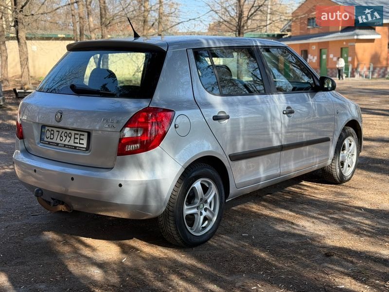 Хетчбек Skoda Fabia 2009 в Чернігові
