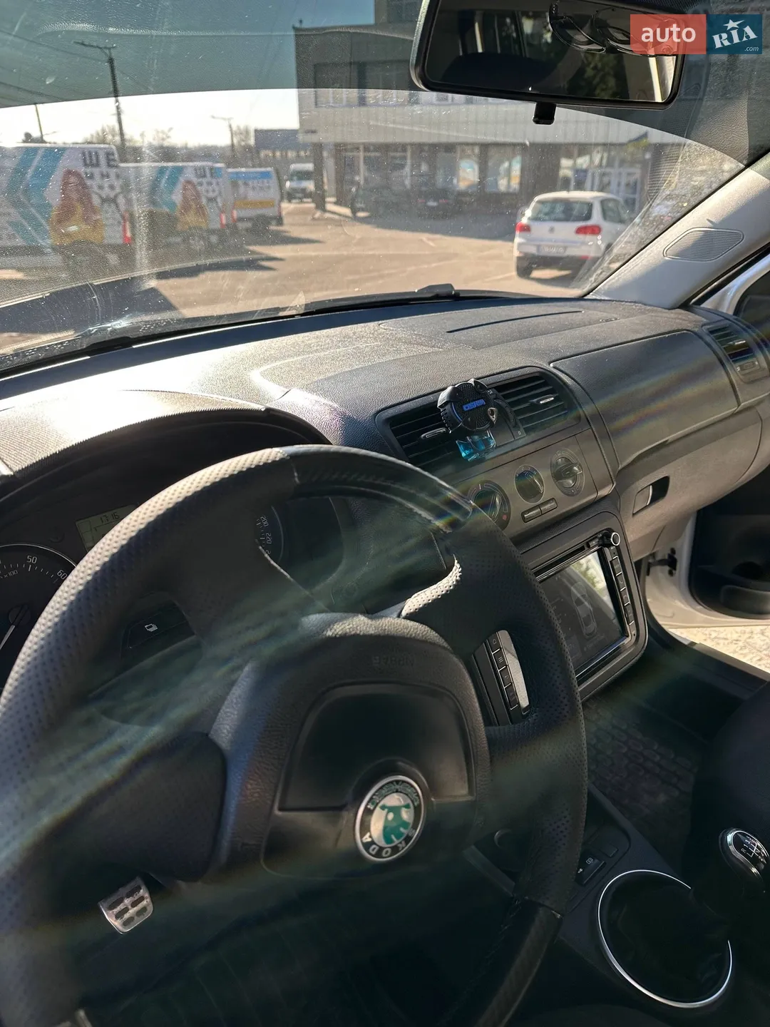 2012 Skoda Fabia - мініатюра 4