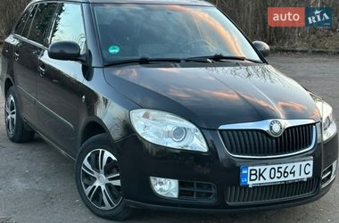 Універсал Skoda Fabia 2009 в Рівному