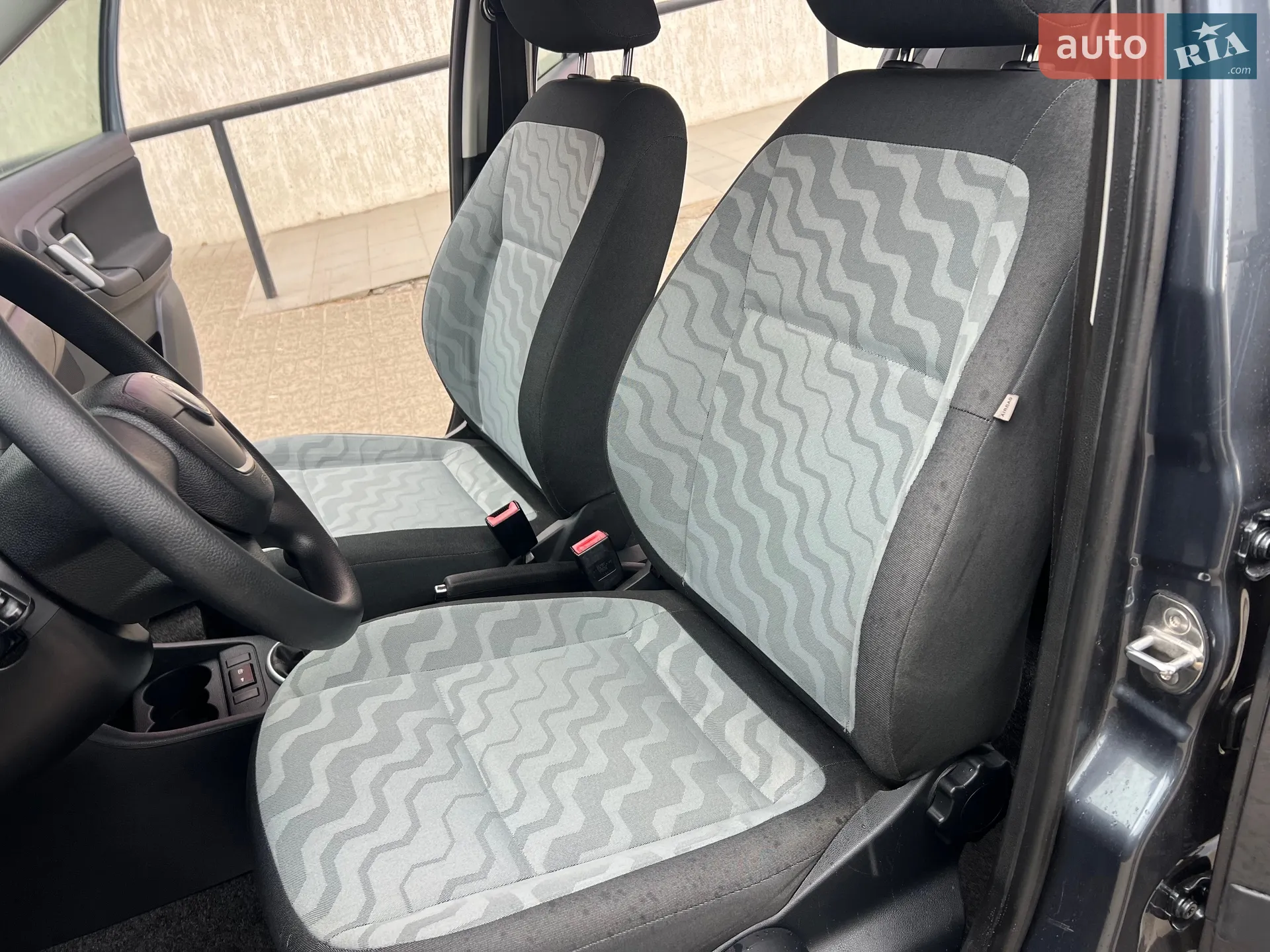 2010 Skoda Fabia - мініатюра 29