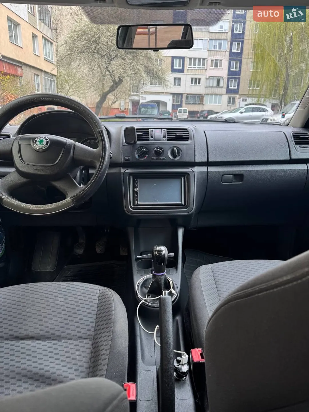2011 Skoda Fabia - мініатюра 5