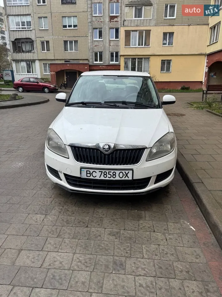 2011 Skoda Fabia - мініатюра 37