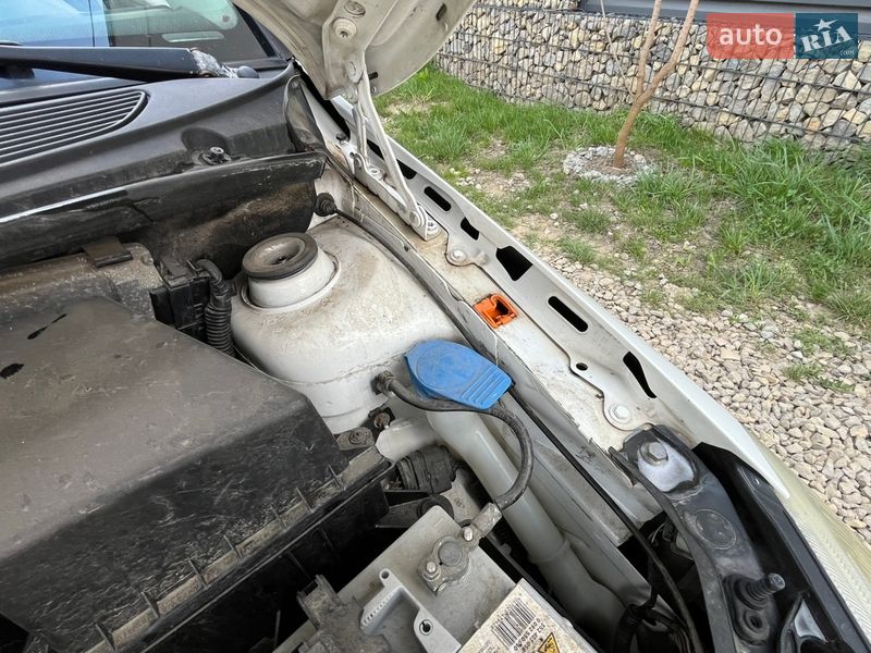 Хетчбек Skoda Fabia 2009 в Чернівцях