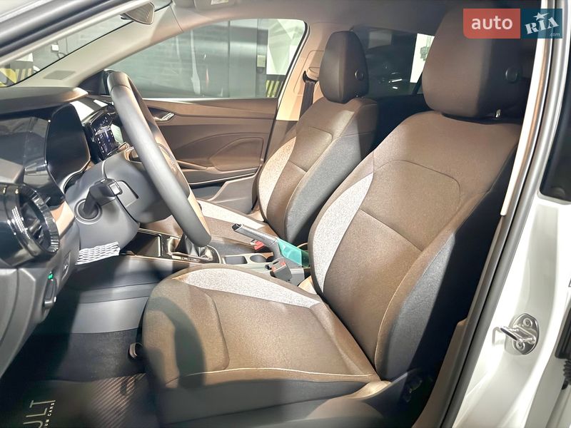 Хетчбек Skoda Fabia 2025 в Дніпрі