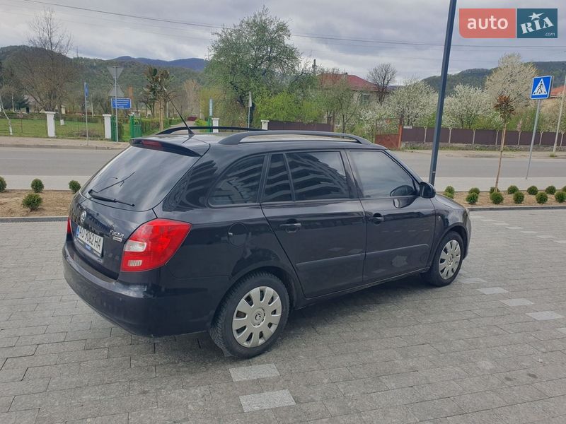 Универсал Skoda Fabia 2010 в Хусте