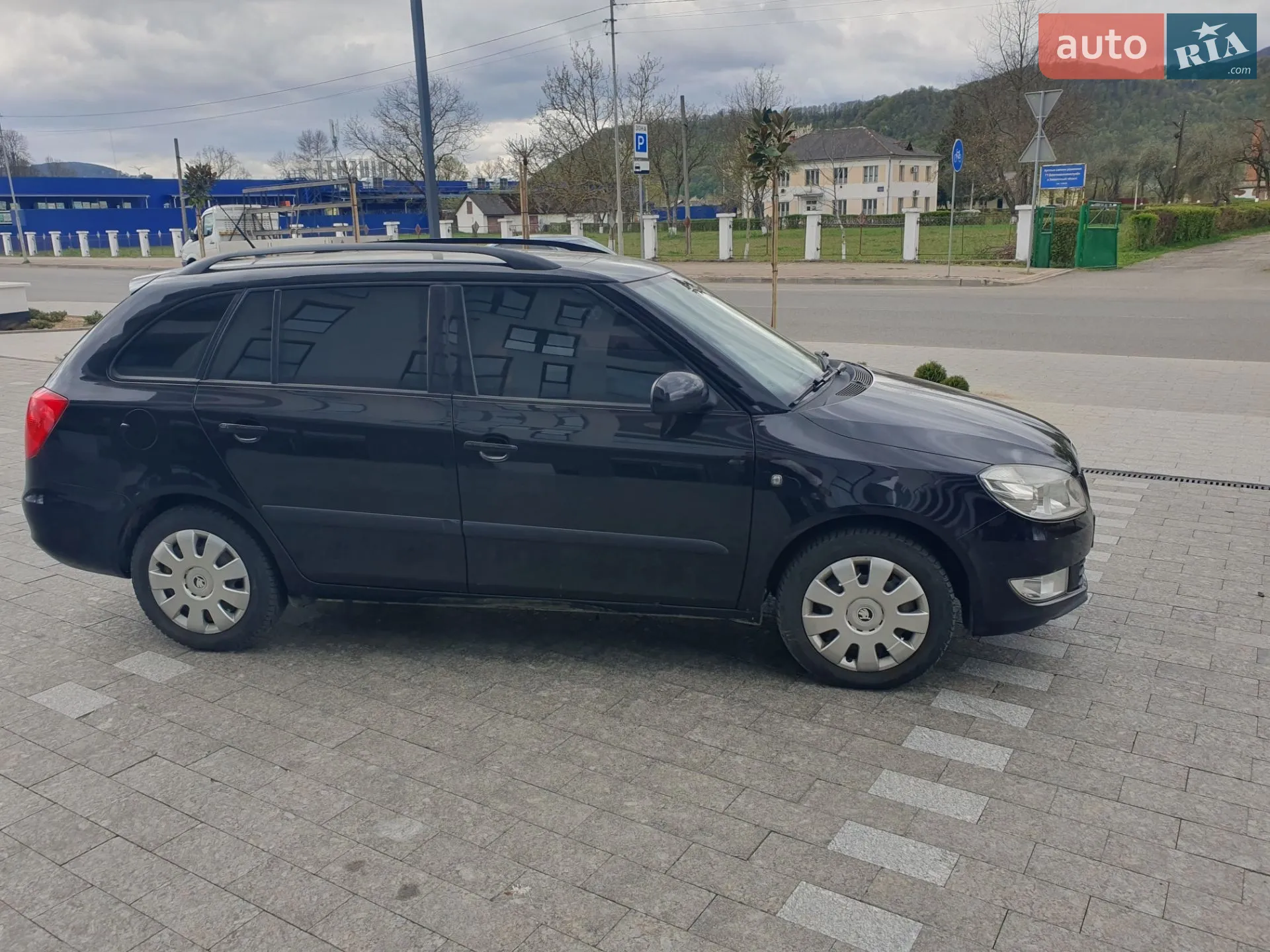 2010 Skoda Fabia - мініатюра 4