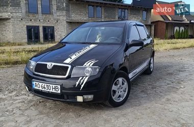 Хэтчбек Skoda Fabia 2002 в Виноградове