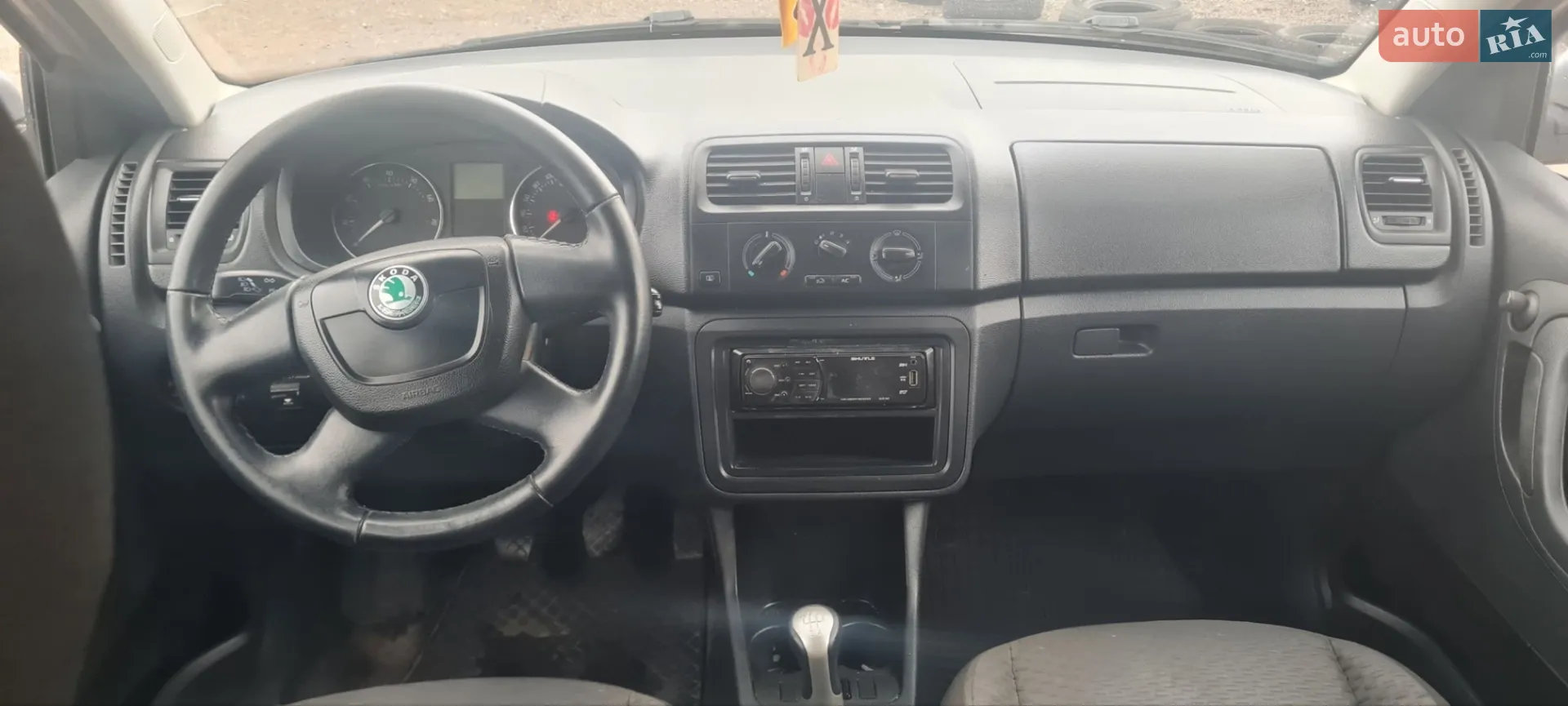 2012 Skoda Fabia - мініатюра 10