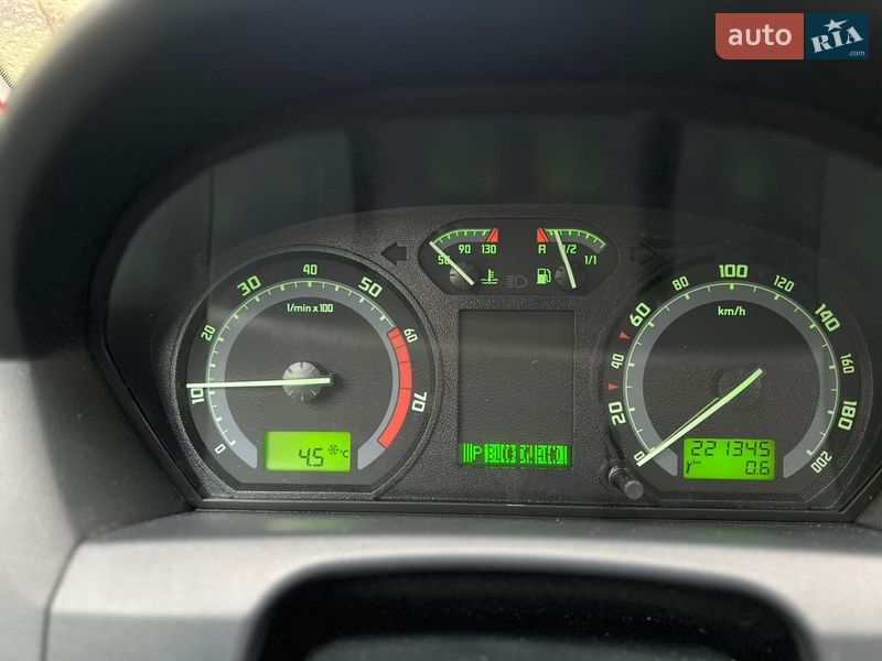 Хэтчбек Skoda Fabia 2006 в Киеве фото 21 Хэтчбек Skoda Fabia 2006 в Киеве
