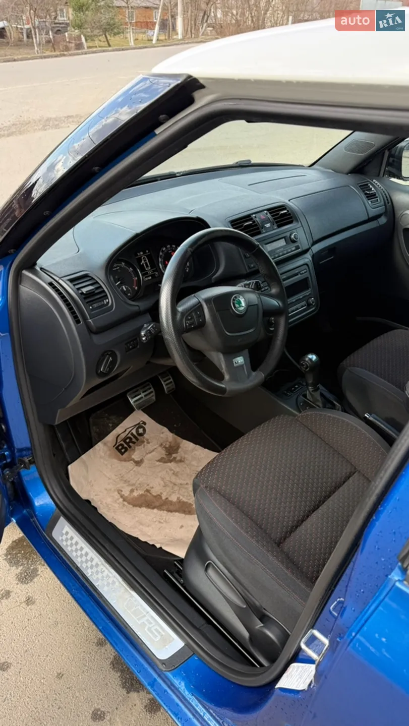 2011 Skoda Fabia - мініатюра 19