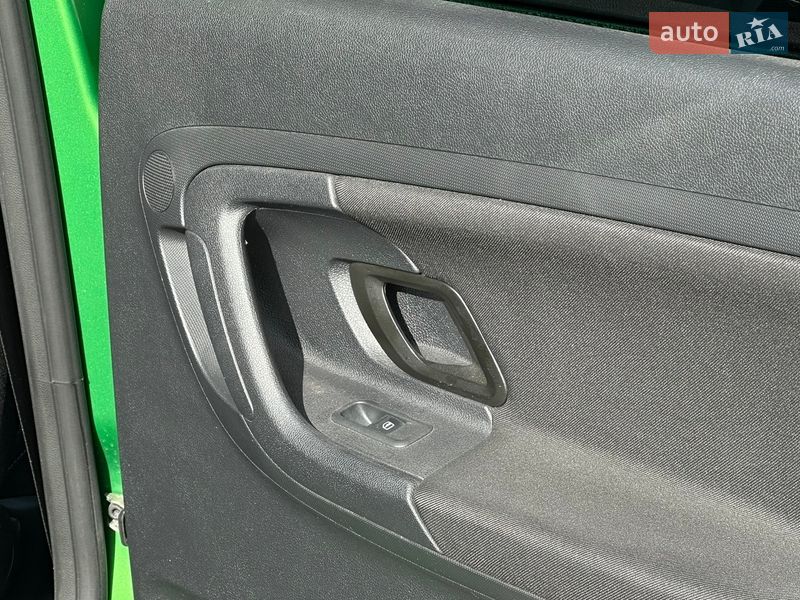 Хетчбек Skoda Fabia 2010 в Самборі