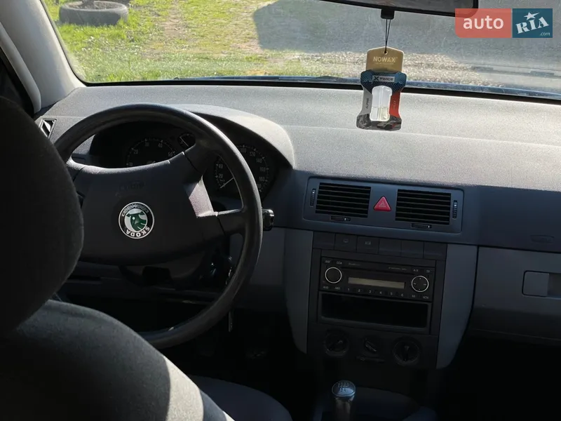 Skoda Fabia 2003 VIN TMBJC46Y133830005 фото оголошення 6 з 46