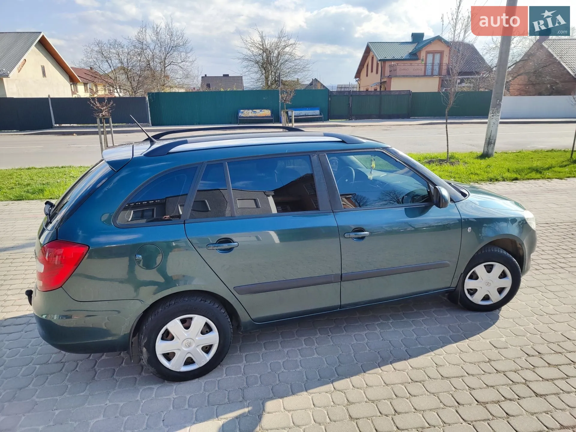 2011 Skoda Fabia - мініатюра 15