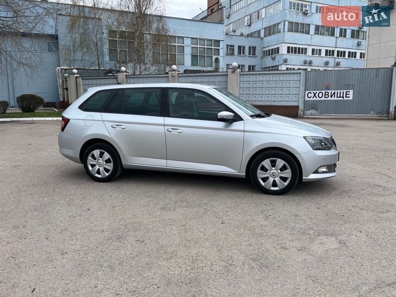 Універсал Skoda Fabia 2018 в Кропивницькому