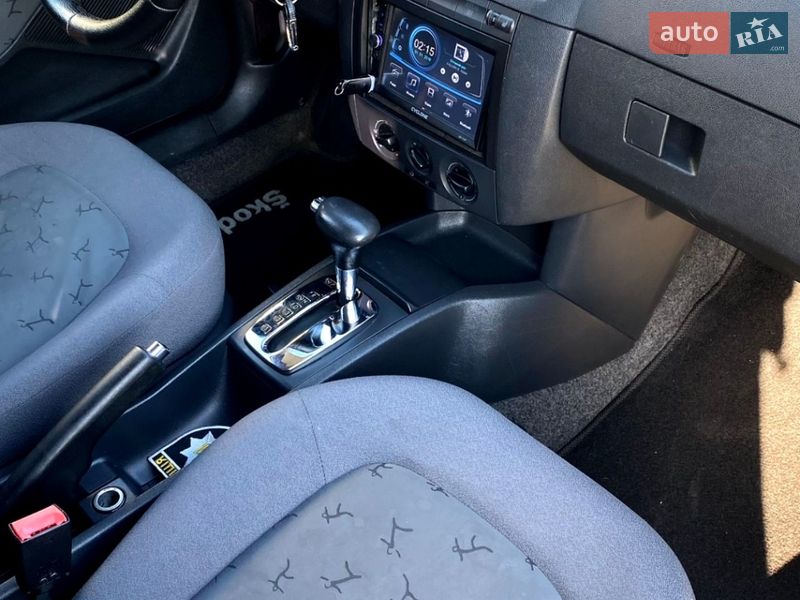 Универсал Skoda Fabia 2004 в Черновцах