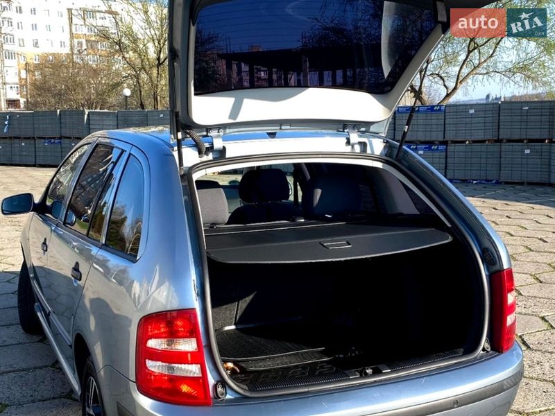 Универсал Skoda Fabia 2004 в Черновцах