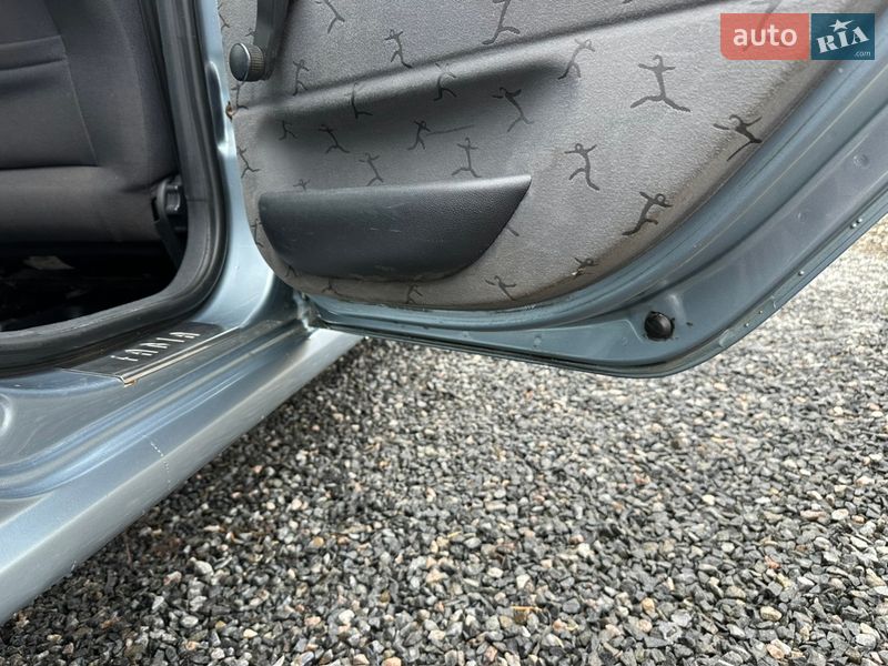 Седан Skoda Fabia 2004 в Черкассах фото 20 Седан Skoda Fabia 2004 в Черкассах