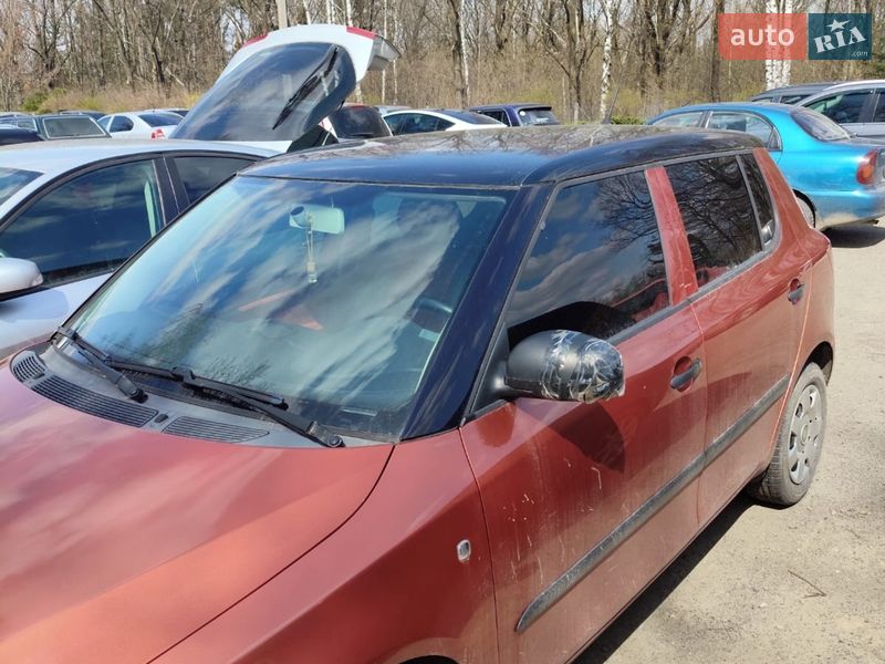 Хэтчбек Skoda Fabia 2007 в Долине