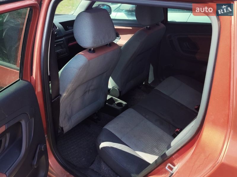 Хэтчбек Skoda Fabia 2007 в Долине