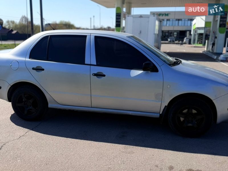 Седан Skoda Fabia 2003 в Бердичеві