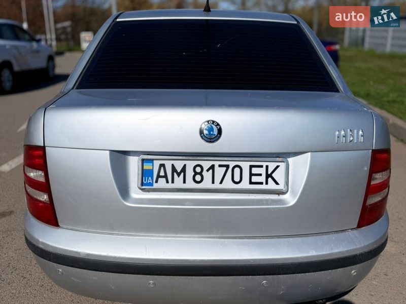 Седан Skoda Fabia 2003 в Бердичеві
