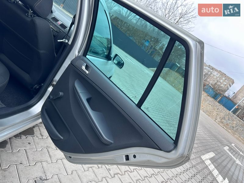 Универсал Skoda Fabia 2006 в Виннице