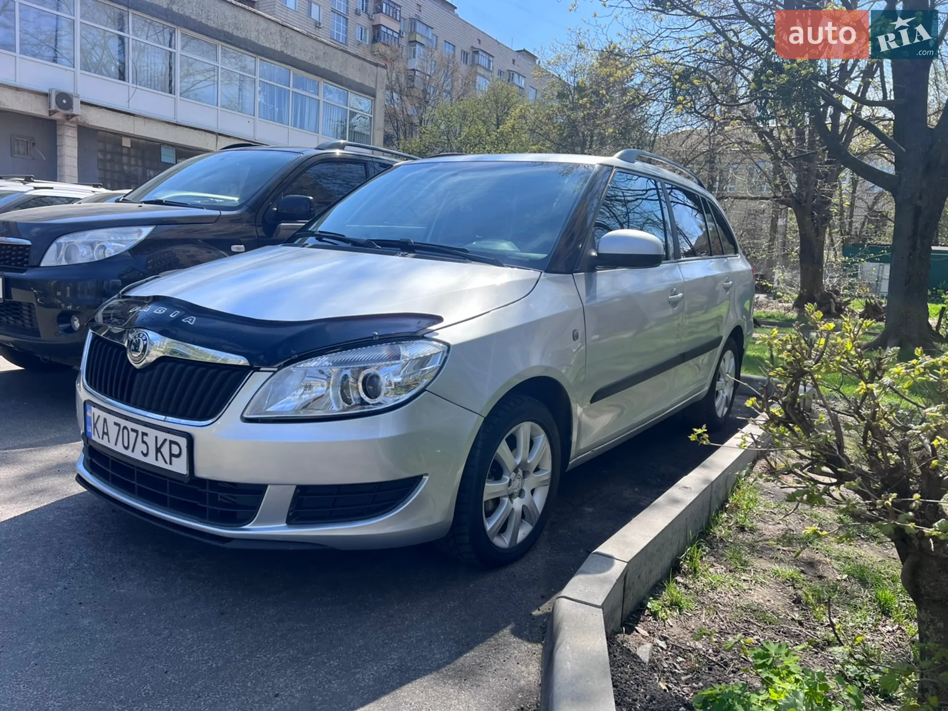 2011 Skoda Fabia - мініатюра 2