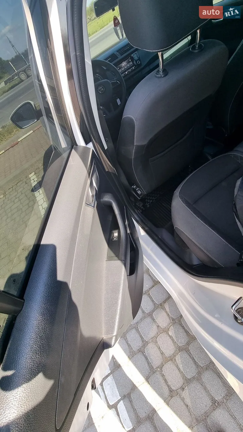 2019 Skoda Fabia - мініатюра 32