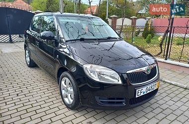 Хэтчбек Skoda Fabia 2009 в Мукачево