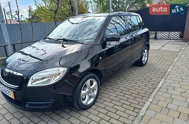 Хэтчбек Skoda Fabia 2009 в Мукачево