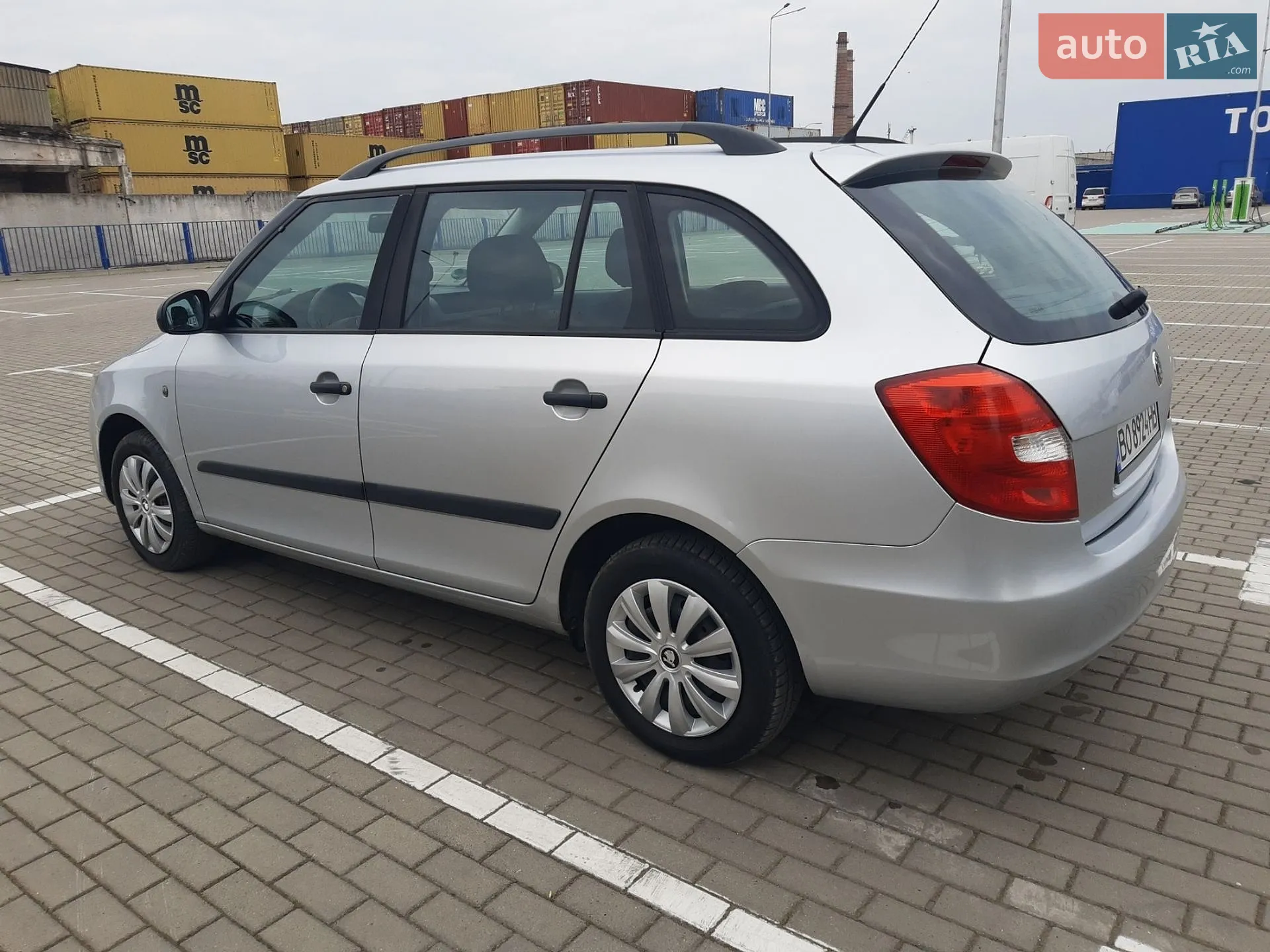 2011 Skoda Fabia - мініатюра 6