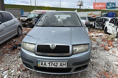 Хетчбек Skoda Fabia 2005 в Києві