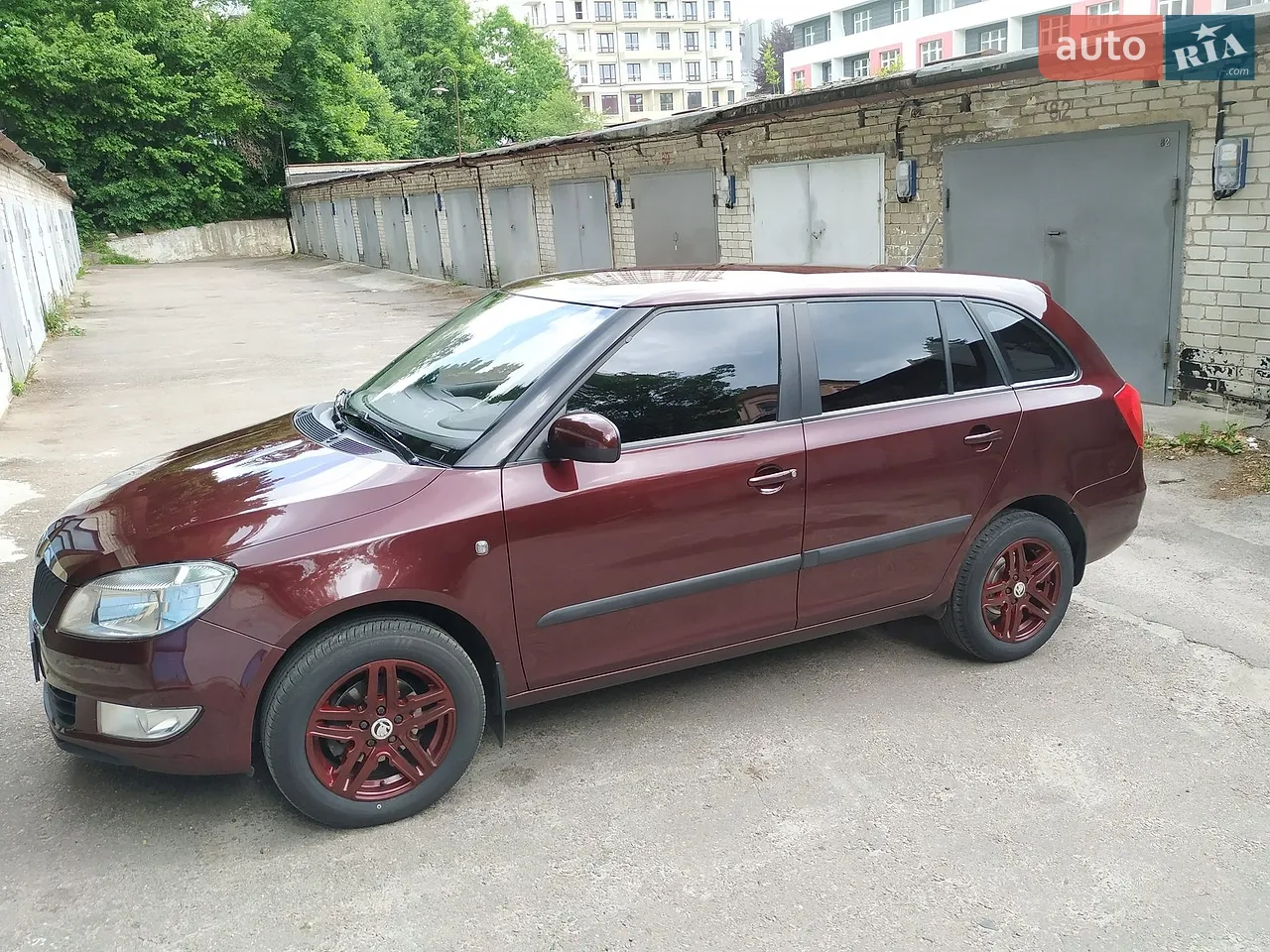 2011 Skoda Fabia - мініатюра 33