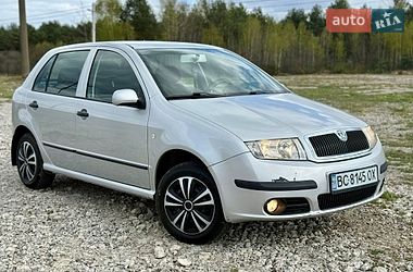 Хэтчбек Skoda Fabia 2005 в Новояворовске