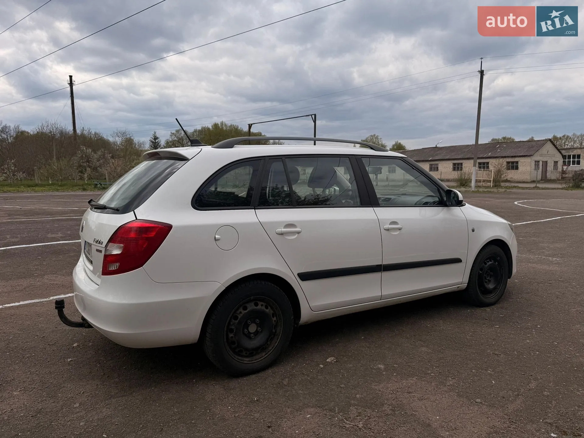 2012 Skoda Fabia - мініатюра 3