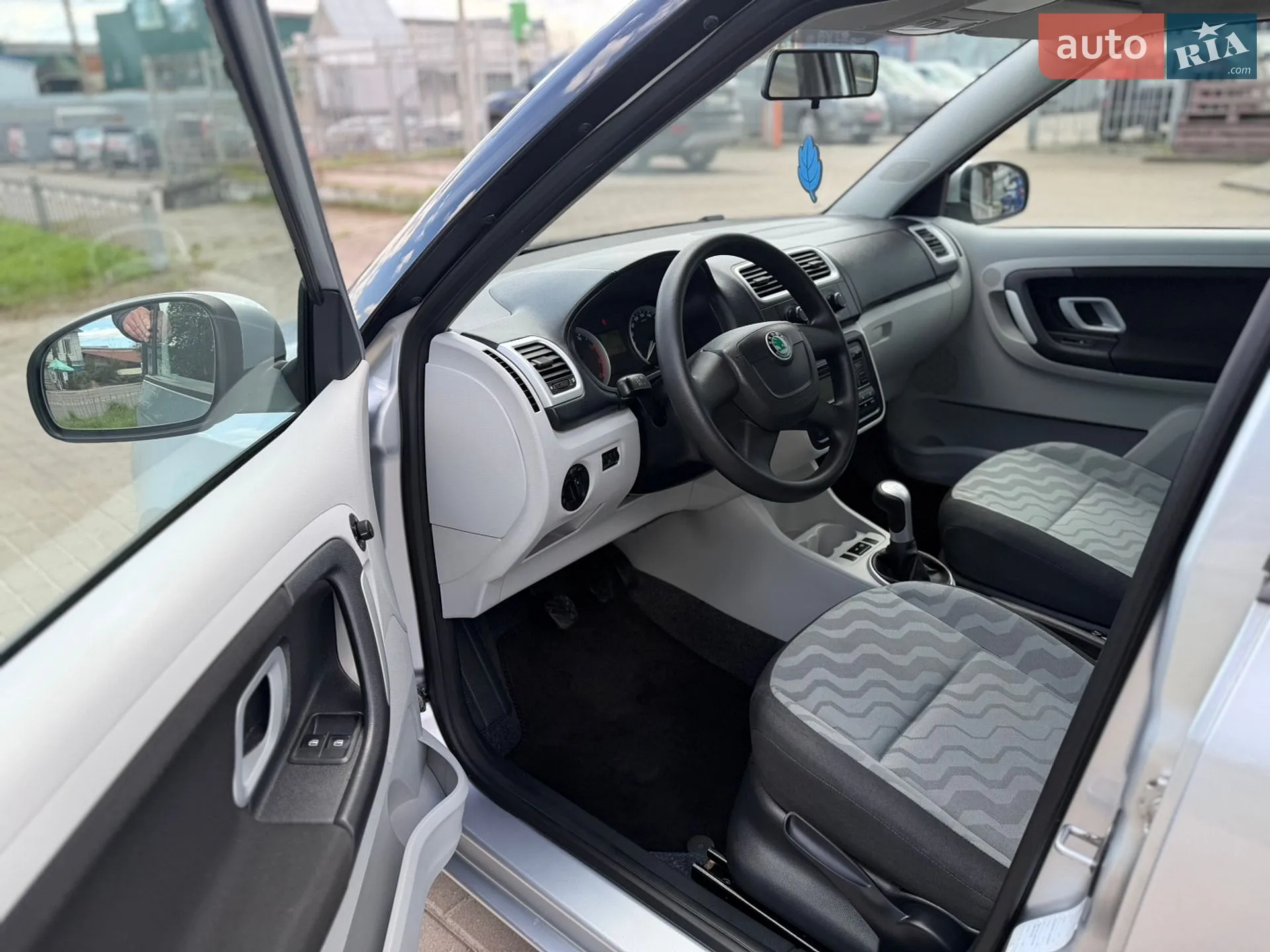 2010 Skoda Fabia - мініатюра 21