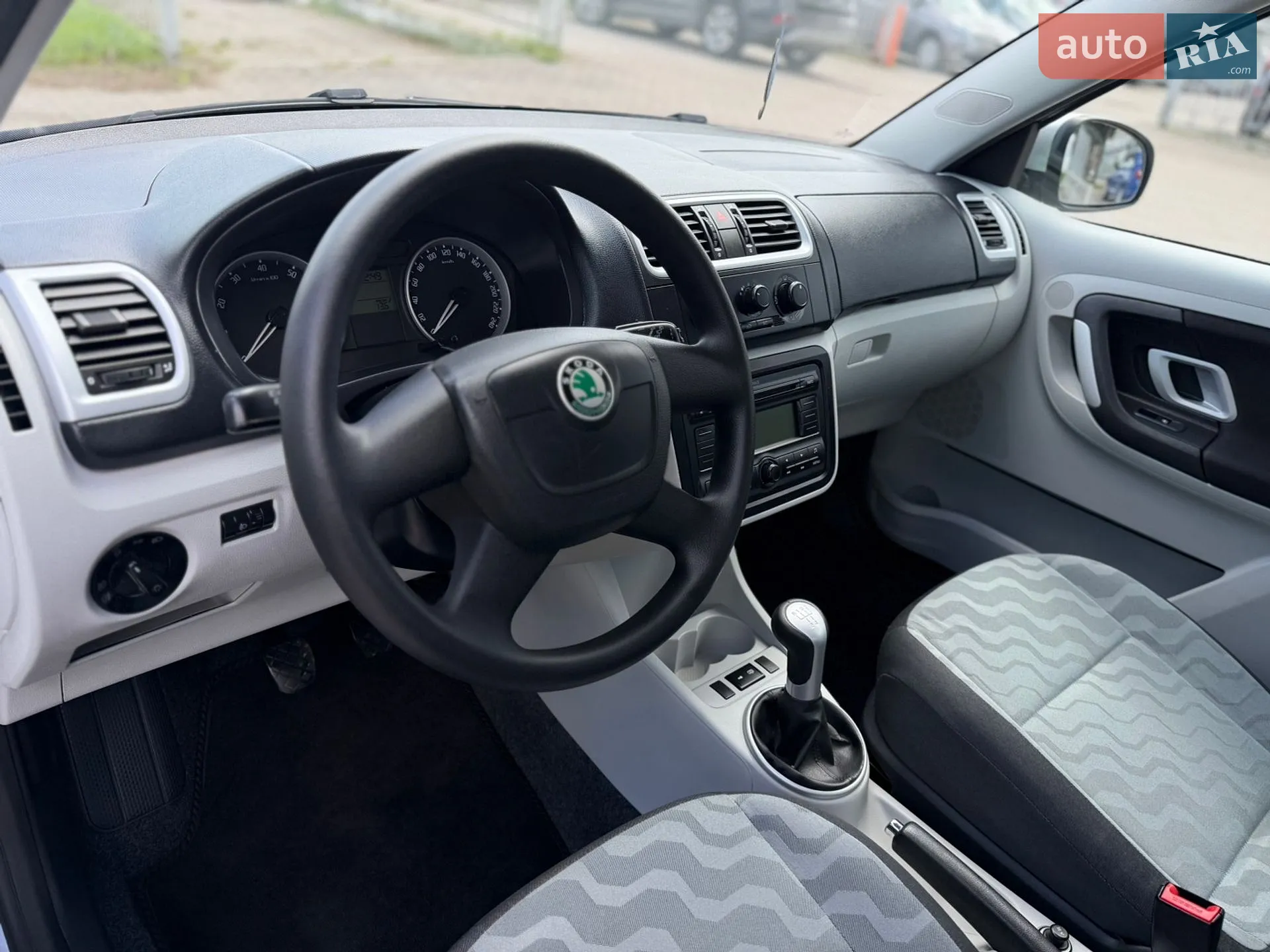 2010 Skoda Fabia - мініатюра 26