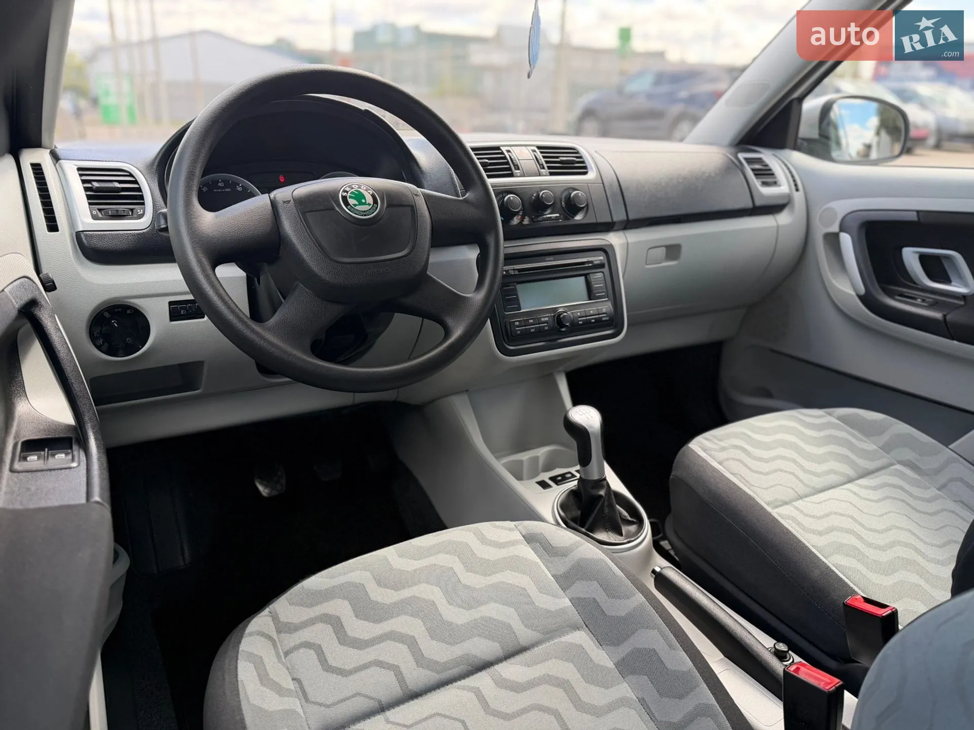 2010 Skoda Fabia - мініатюра 37