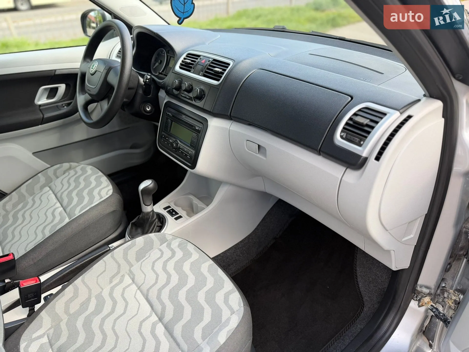 2010 Skoda Fabia - мініатюра 49
