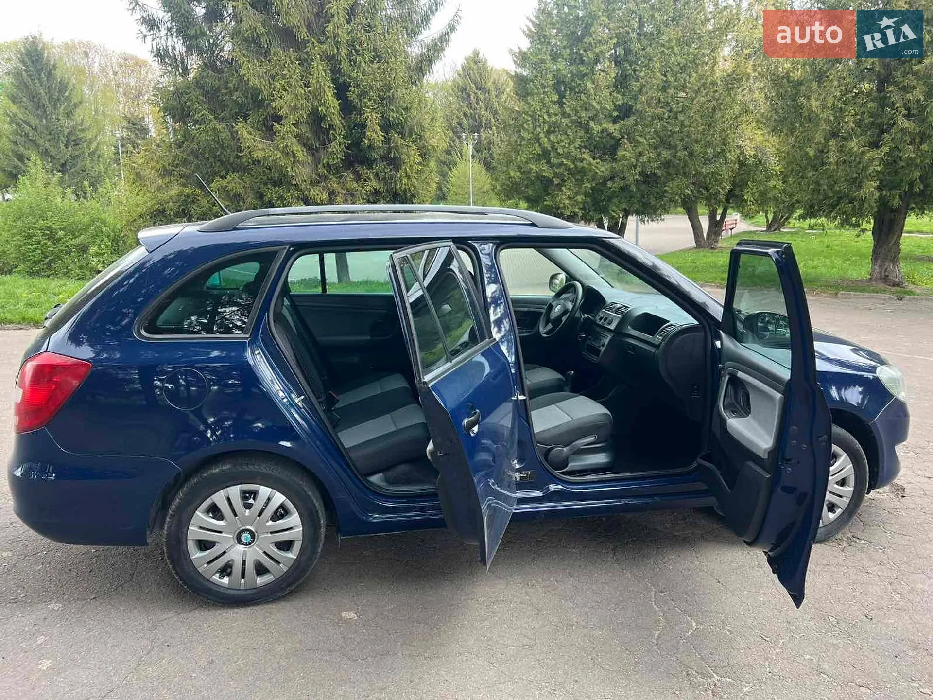 2014 Skoda Fabia - мініатюра 10
