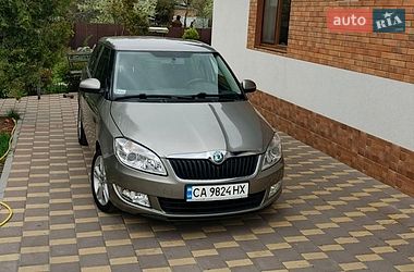 Хэтчбек Skoda Fabia 2011 в Черкассах