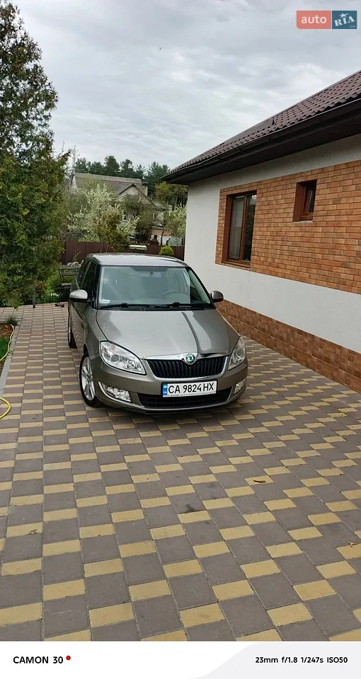2011 Skoda Fabia - мініатюра 16