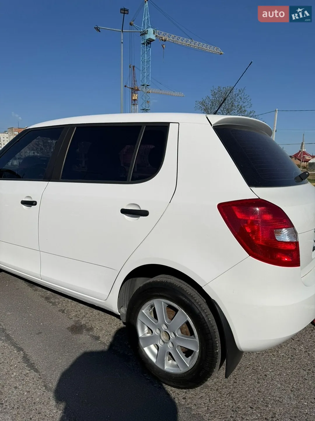 2011 Skoda Fabia - мініатюра 7